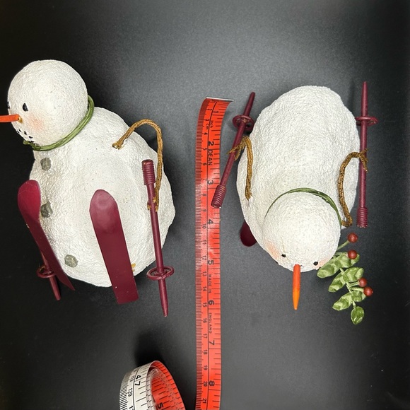 Skiing Snowmen Figures - Picture 12 of 13